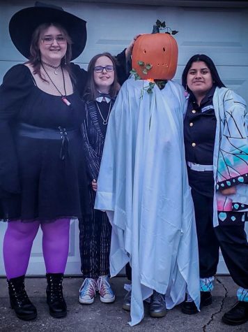 Sommer Melick, River Faulkner, Corbin Rainbolt, and Jasper Almazan Pose for a Photo in their Halloween Outfits
